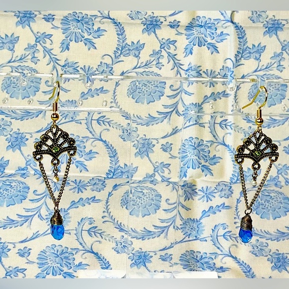 Antique Gold Blue Gemstone Green Crystal Teardrop Dangle Earrings Hand Crafted - Picture 4 of 9